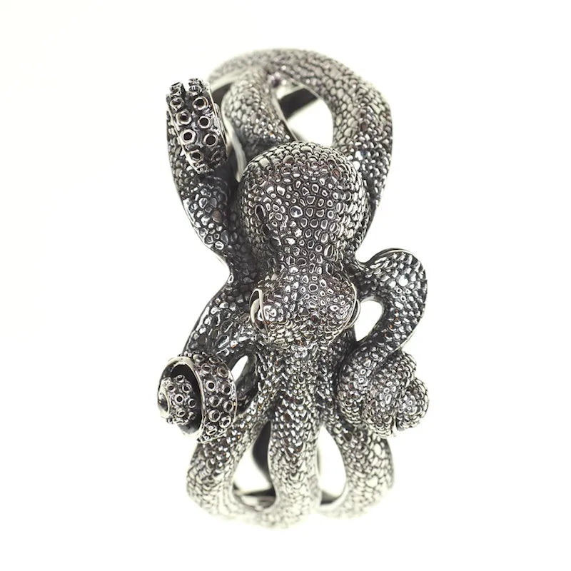 Raised tentacle octopus bracelet