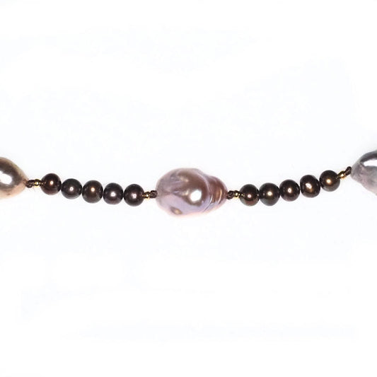 Petite Baroque pearl necklace