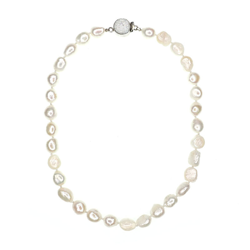 Simple White Pearls necklace