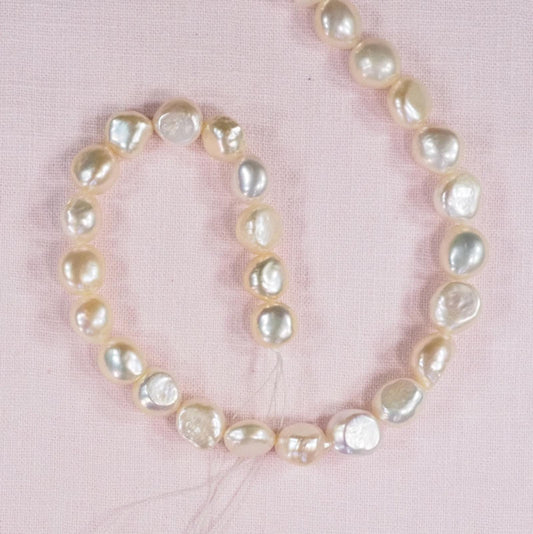 11 mm flat-back Baroque pearls