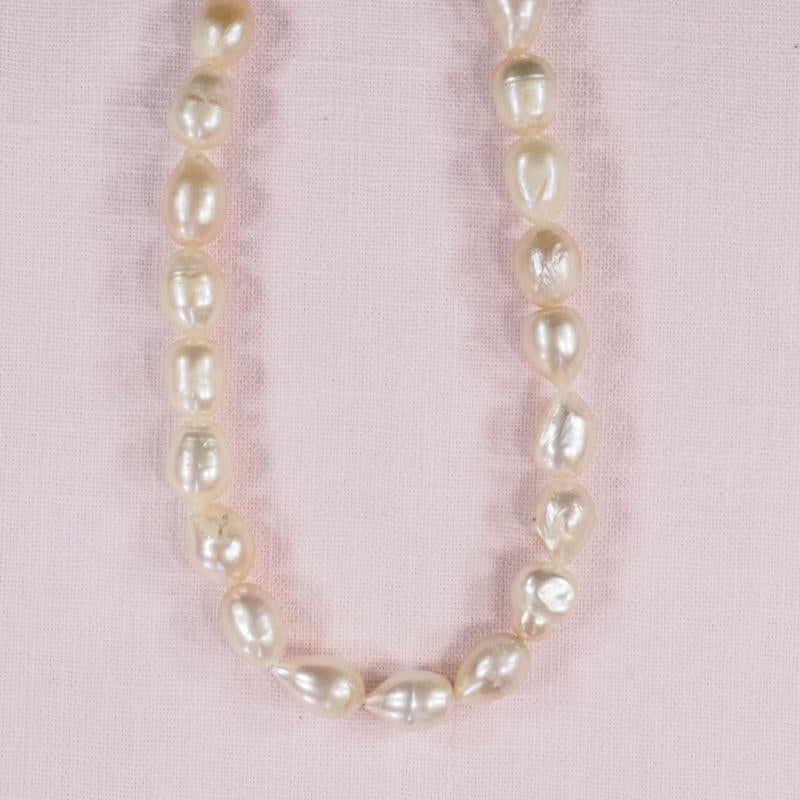 8 mm to 10 mm cream oval pearls