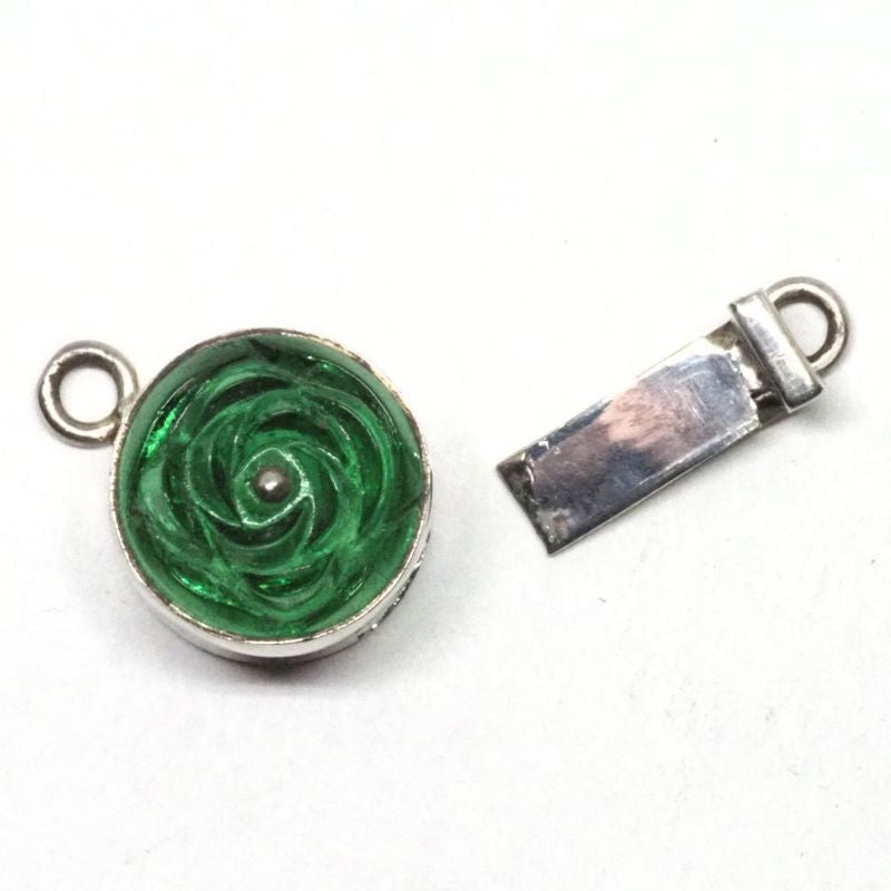 Green rose clasp