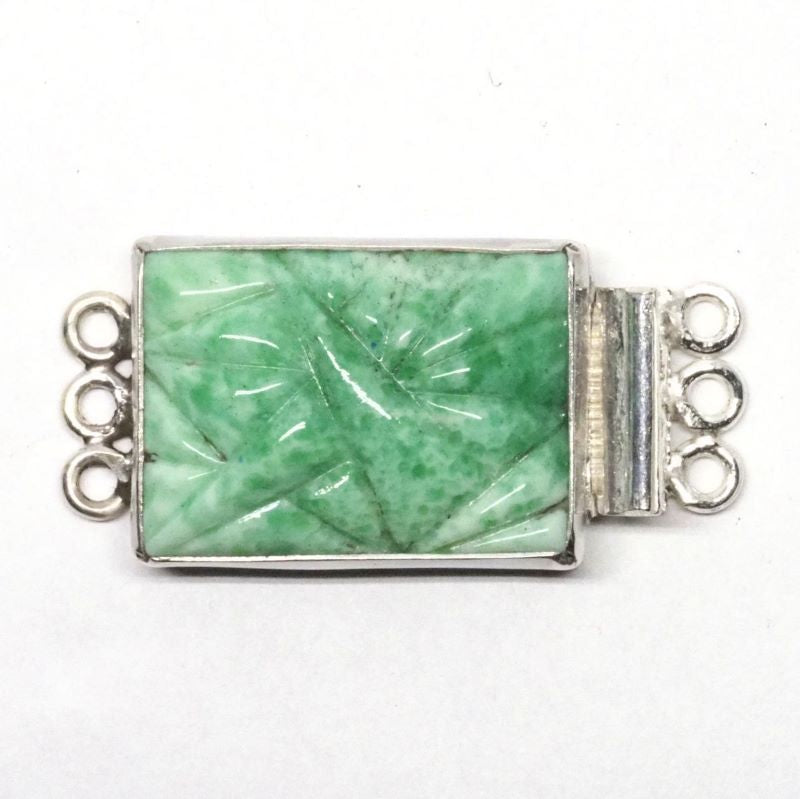 Rectangular moss clasp