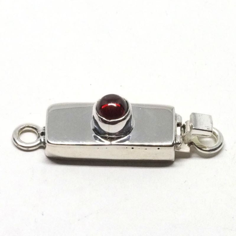 Single garnet clasp