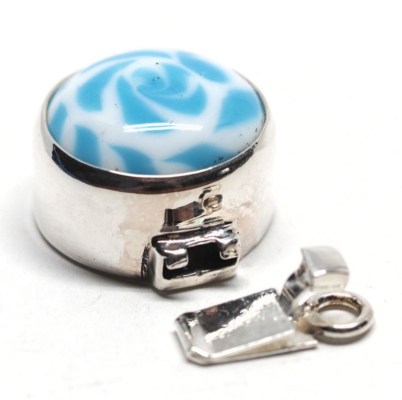 Turquoise swirl clasp