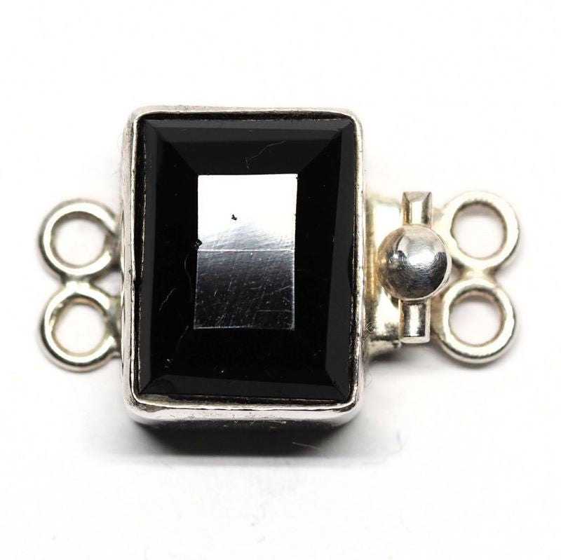 Black emerald-cut bracelet clasp