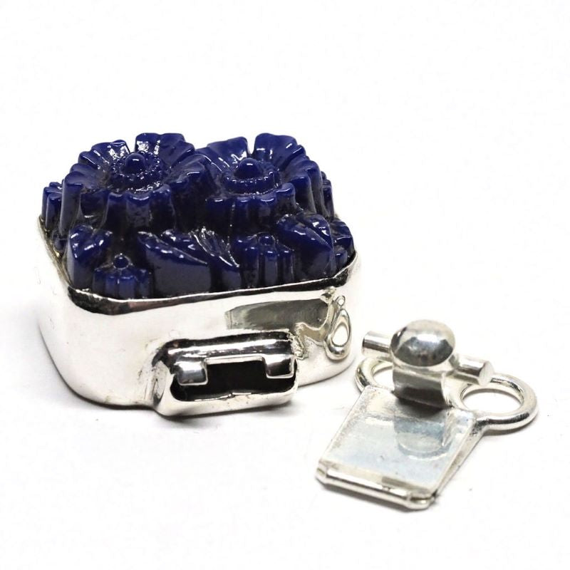 Dark blue flower bracelet clasp