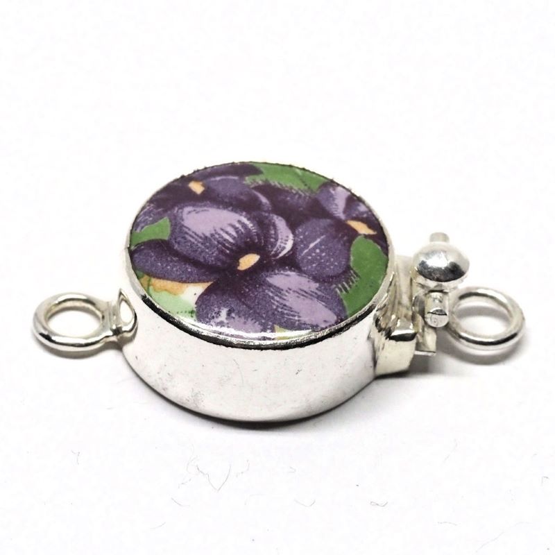 Violet clasp