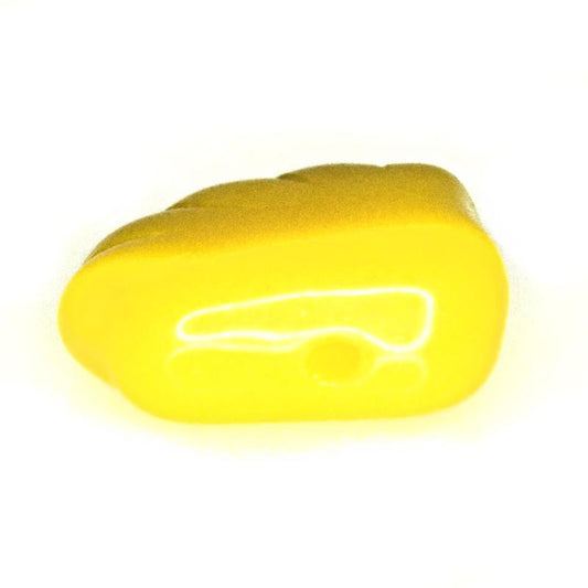 Vintage yellow shell beads