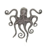 Dramatic octopus pendant