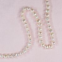 8 mm irregular button cream pearls